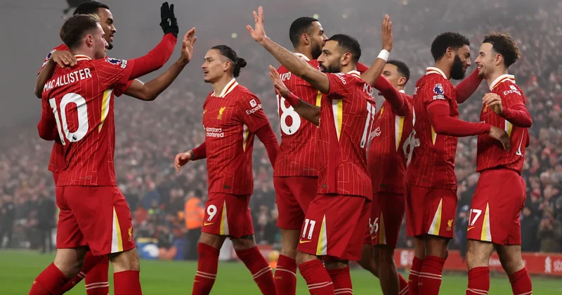 “Liverpul”dan yeni forma FOTO