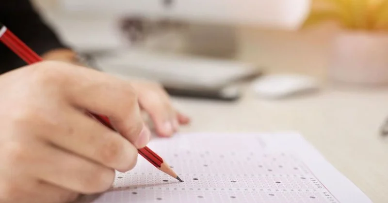 12 ali təhsil müəssisəsində plan yerləri tam dolub ADLAR KONKRET