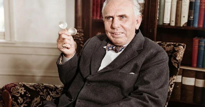 Heç nə sübut olunmayıbsa, hər şeyə icazə verilir... Teodor Drayzerdən sitatlar