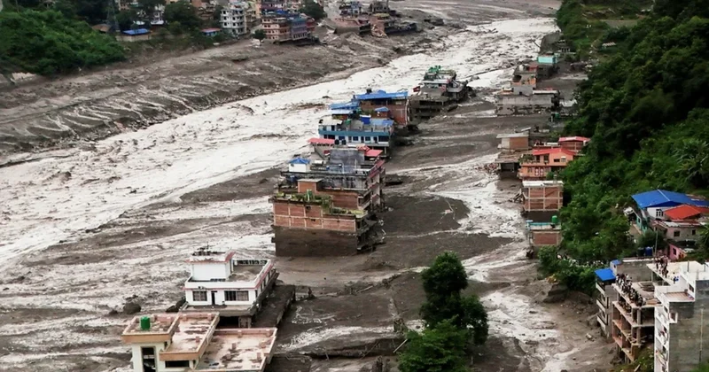 Nepalda ölənlərin sayı 270 nəfərə çatdı: İtkin düşənlər arasında 28 fərqli ölkənin vətəndaşları var