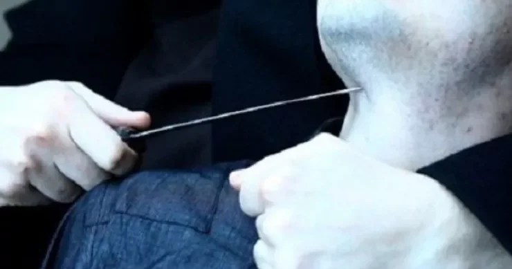 Bakıda DƏHŞƏT: boğazından bıçaqlanan kişi öldü