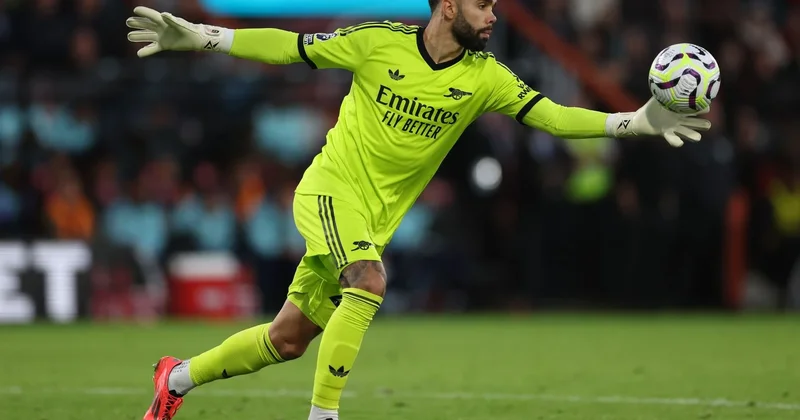 “Arsenal”ın qapıçısı: “Bütün kubokları qazanmaq istəyirik”
