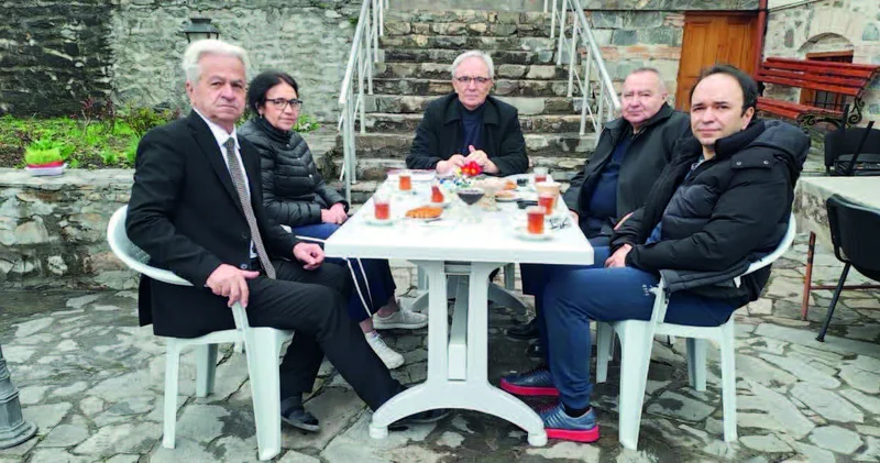 “Gülüstan” poeması harda yazılıb?