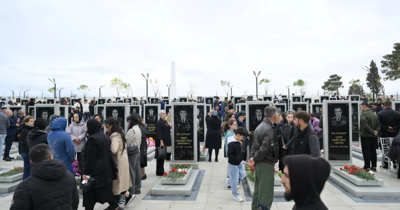 “XXI əsrin müharibəsi”nin qəhrəmanlarının xatirəsi dərin ehtiramla anılıb YENİLƏNİB