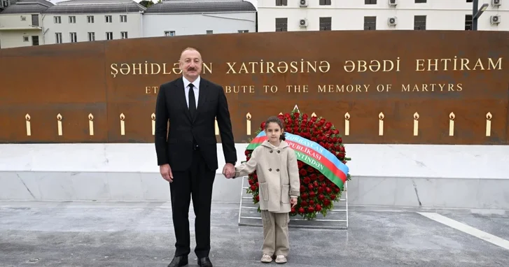Символ невинных жертв: встреча Президента Ильхама Алиева с маленькой Нилай в Гянджинском мемориале