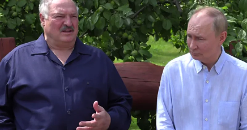 Лукашенко рассказал, как целый день думал с Путиным ВИДЕО