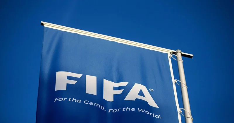 FIFA futbolçuları saxta sənədlərə görə cəzalandırdı
