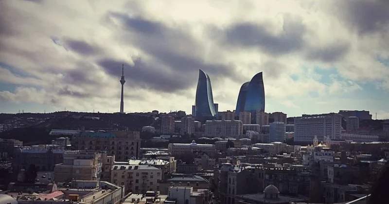 В Баку 28 сентября ночью кратковременный дождь, днем без осадков