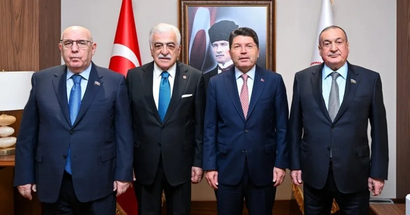 Türkiyəli nazir: Azərbaycanla əlaqələrimizi bir millət, iki dövlət prinsipi ilə davam etdirəcəyik