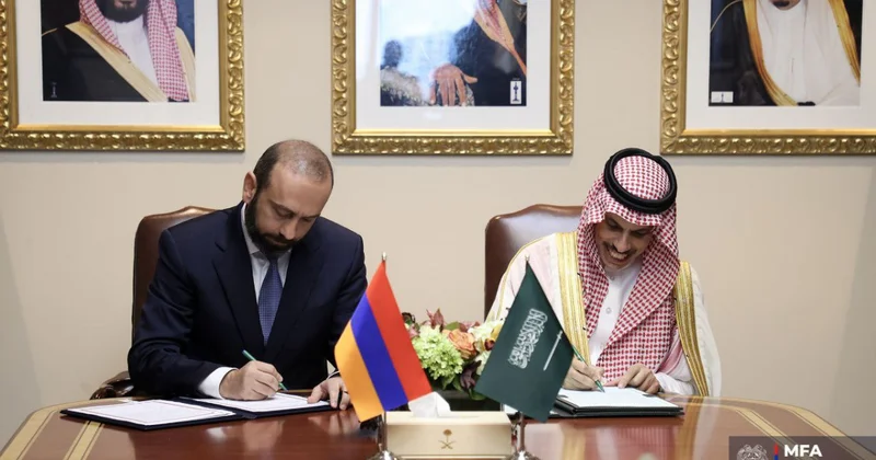 Армения и Саудовская Аравия подписали меморандум о политических консультациях