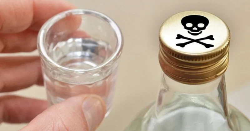 Rusiyada saxta spirtli içki kabusu: Daha bir bölgədə ölüm halları qeydə alındı
