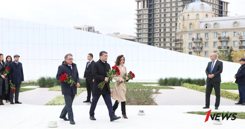 В Агентстве развития медиа прошло мероприятие ко Дню памяти, коллектив посетил Парк Победы ФОТО