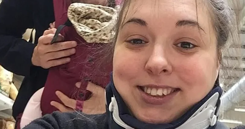 Elə əsnədi ki boynu sındı İki uşaq anası faciə ilə üzləşib