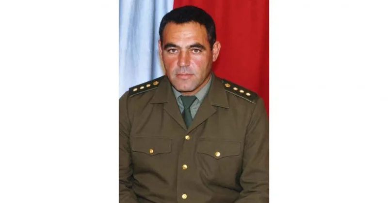 Qərib bənövşə...