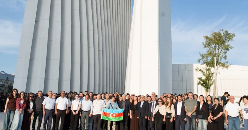 ADPU və filiallarında Anım Günü silsilə tədbirlərlə qeyd edilib