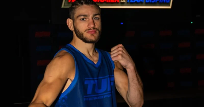 UFC: Məhəmmədəli Osmanlı debüt matçında diskvalifikasiya olundu