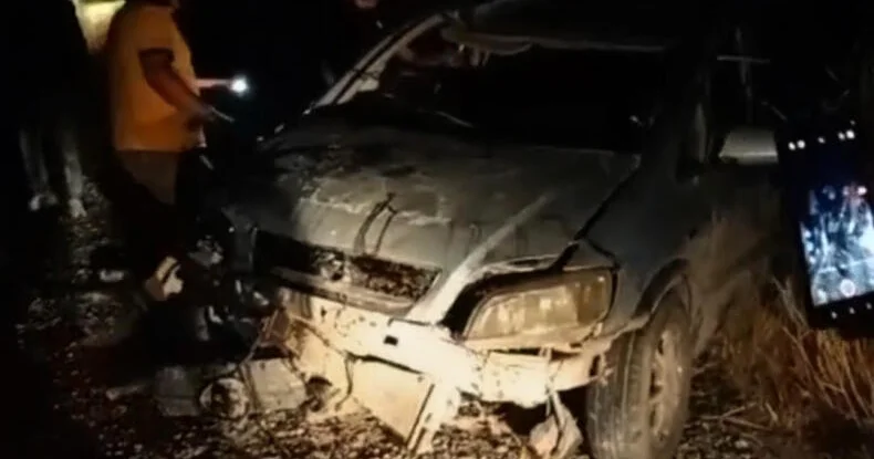 Siyəzəndə minik avtomobili aşıb, yaralılar var