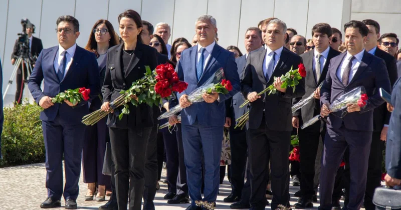 Anım Günü: İnsan hüquqları üzrə müvəkkil şəhidlərin xatirəsinə ehtiramını bildirib