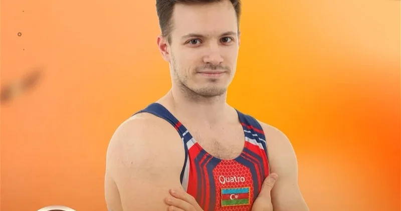 Симонов возвращается с бронзой из Парижа