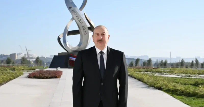 İlham Əliyev Zəfər parkında olub KONKRET