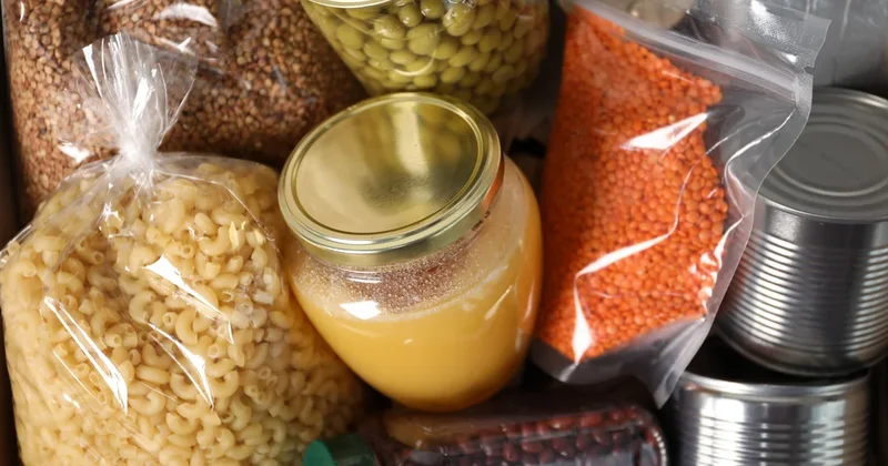 Жителей одной из европейских стран призвали запастись продуктами на 72 часа