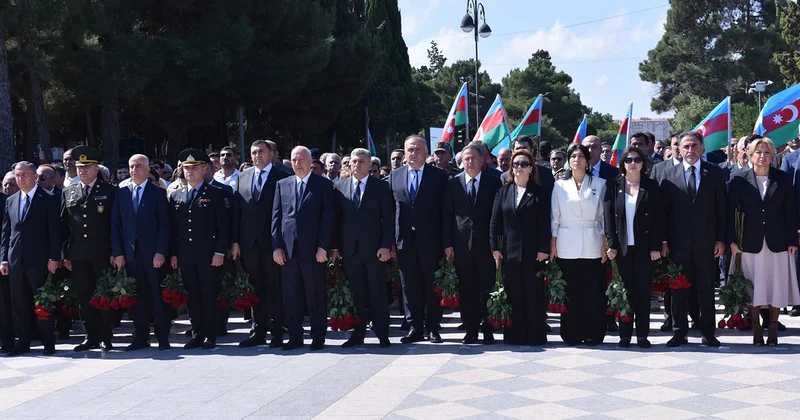 Sumqayıtda şəhidlərin xatirəsi ehtiramla yad edildi Fotolar