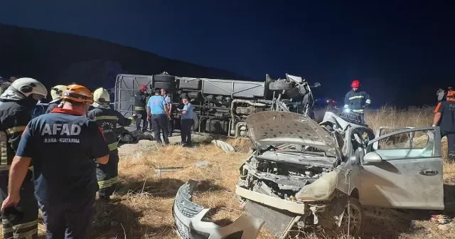 Türkiyədə ağır qəza Xeyli sayda ölən və yaralanan var