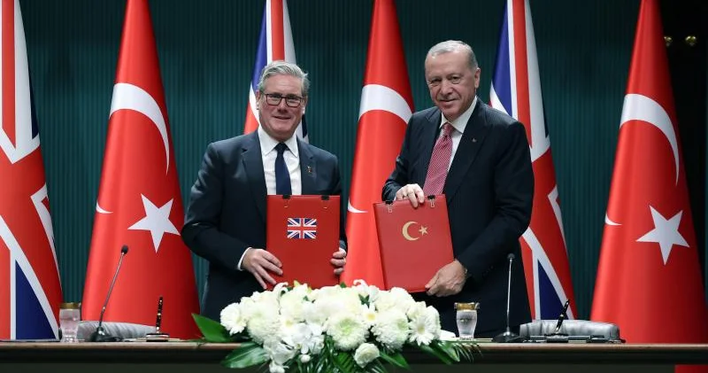 Ərdoğan Britaniya Baş nazir ilə qırıcılarının alışı üzrə anlaşdı FOTO