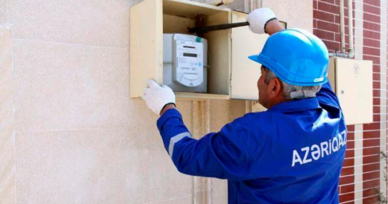 “Azəriqaz” yeni sayğacları çıxarıb köhnə sayğacları taxır Narazılıq