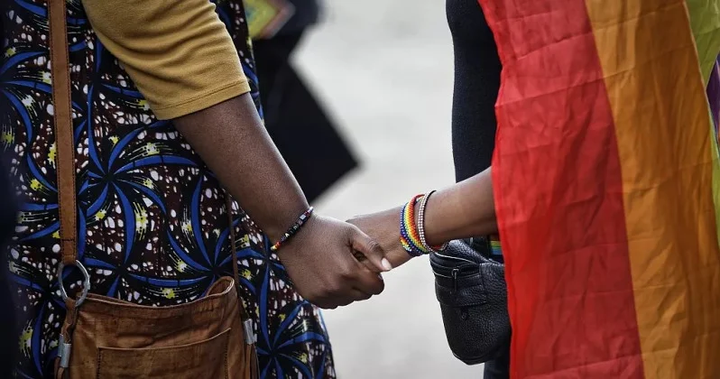 Bu ölkədə homoseksuallıq ölümlə cəzalandırılır: 25 nəfər həbs edilib