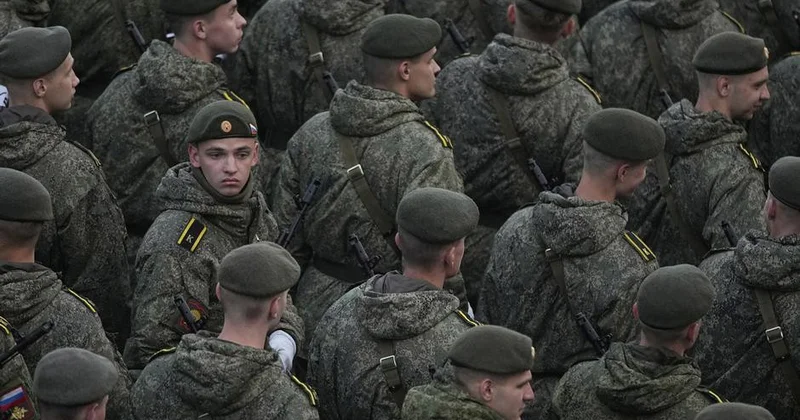 Регионы России потратили 2 млрд рублей на выплаты вербовщикам
