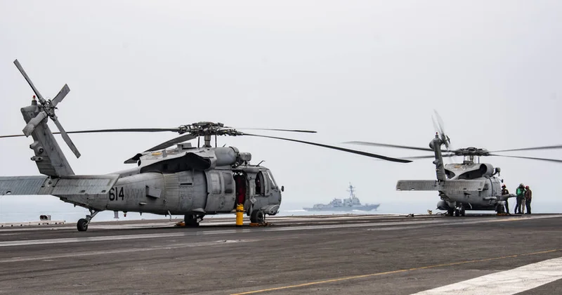 ABŞ hərbi helikopteri və qırıcısı Cənubi Çin dənizində qəzaya uğrayıb