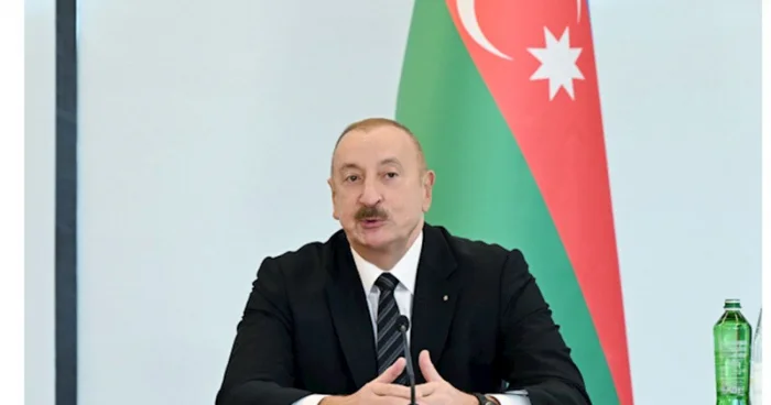 Przeident səfirlərin yerini dəyişib