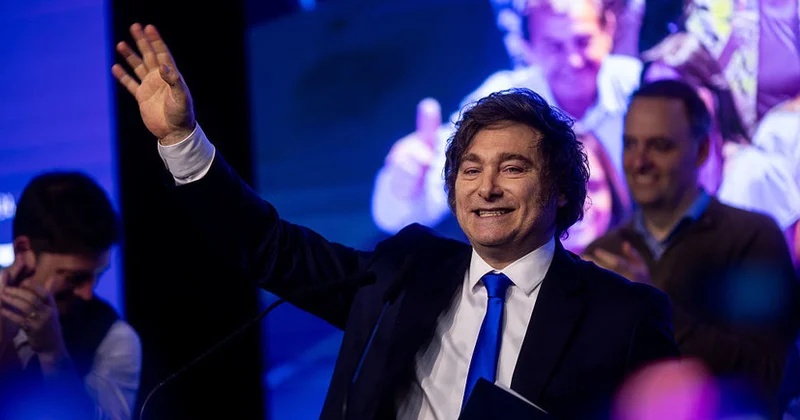 Tramp Maylini seçkilərdəki qələbəsi münasibətilə təbrik edib