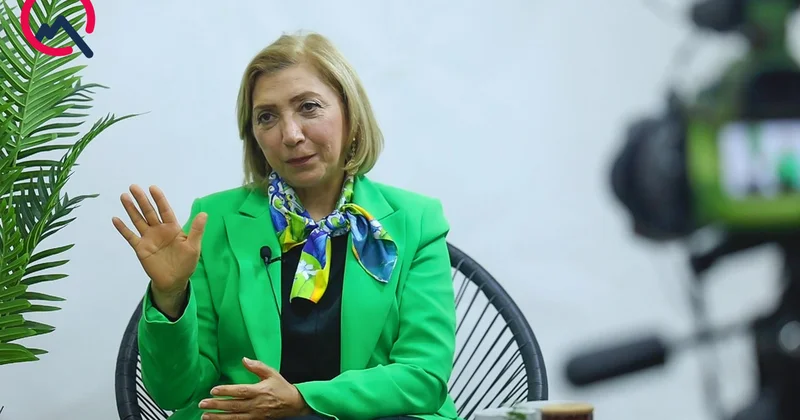 “Şərhləri oxuyanda dəhşətə gəldim...” 50 yaşından sonra bloqer olan filoloq