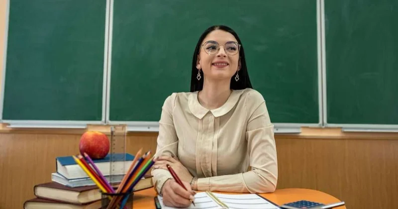 Müəllimin ixtisas biliyi vacibdir, yoxsa kurikulum biliyi ? VİDEO