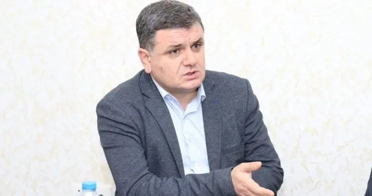 ƏDV güzəştlərinin ləğvi bir avtomobil üçün 2000 5000 manat artım yaradacaq Elməddin Muradlı
