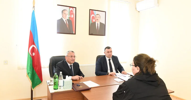 Kürdəmirdə keçmiş məcburi köçkünlərin müraciətləri dinlənilib