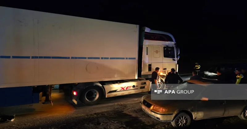 Naxçıvanda yük maşını ilə minik avtomobili toqquşub, ölən var FOTO