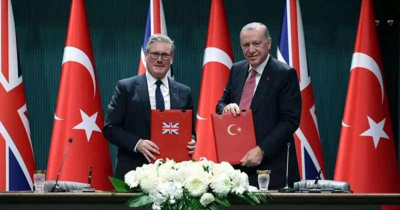 Турция и Великобритания подписали меморандум о сотрудничестве по Eurofighter