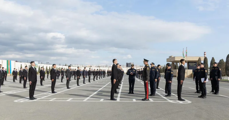 Daxili işlər naziri sıra baxışı keçirib FOTO
