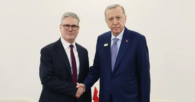 Böyük Britaniya Baş naziri Türkiyəyə gəlib Əvvəlcədən isə iki qırıcı göndərilib