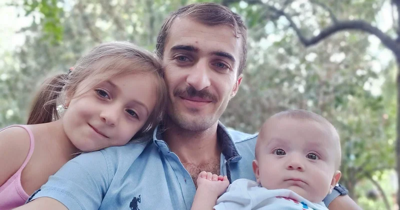 BİR BİRİNDƏN XƏBƏRSİZ KÖNÜLLÜ ORDUYA YAZILMIŞDILAR... Şəhidi üçün burnunun ucu göynəyən ata
