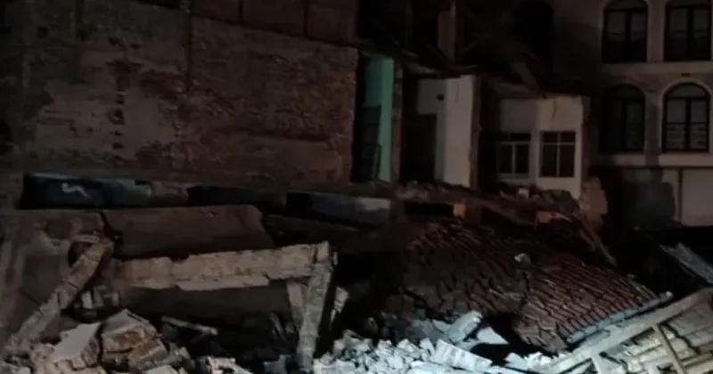 Balıkesirdəki 6,1 maqnitudalı zəlzələ nəticəsində dağıntılar qeydə alınıb
