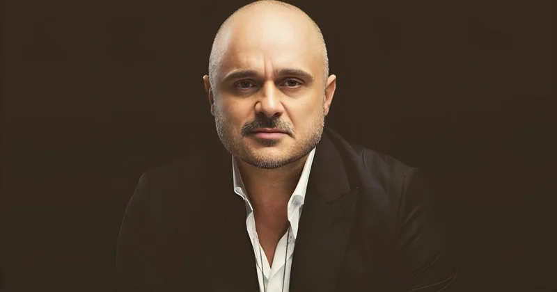 Amma şəkilləri olmur qucaqlamaq... Günün mahnısı