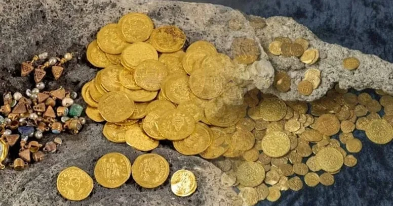 1500 illik qızıl sikkə xəzinəsi tapılıb