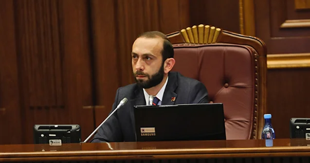 “Sülh müqaviləsinin dəqiq tarixi və yeri məlum deyil”