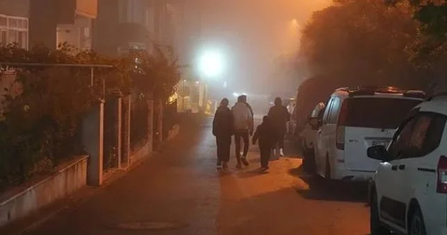 Zəlzələ səbəbindən Balıkesirdə məktəblərdə bir günlük tətil elan olundu