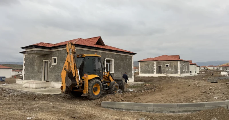 Füzulinin bu kəndi də doğma sakinlərini GÖZLƏYİR FOTO
