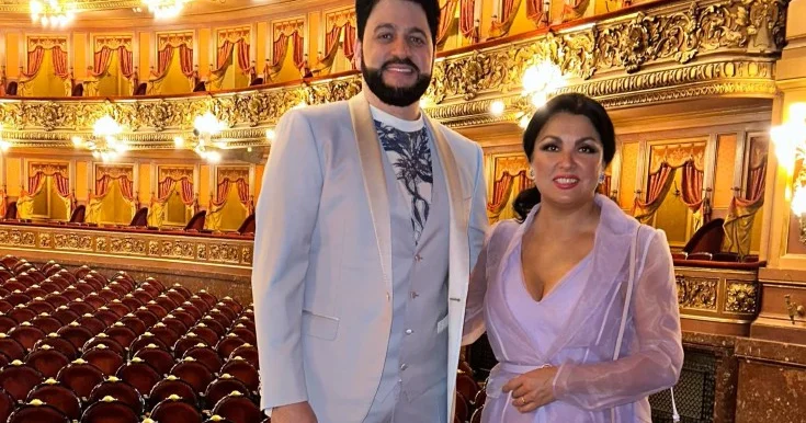 3 aya 38 milyon avro qazanıblar Teatr və keçmiş xanımından danışdı